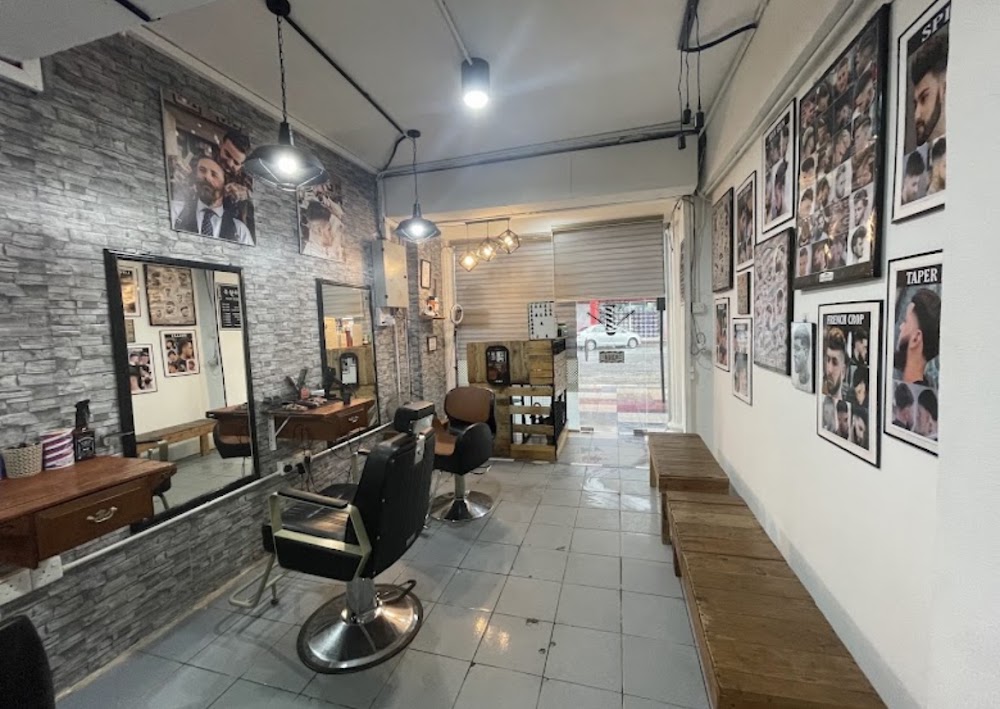 JOYS BARBER SHOP